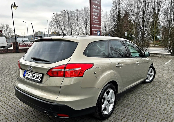 Ford Focus cena 35900 przebieg: 188000, rok produkcji 2016 z Swarzędz małe 667